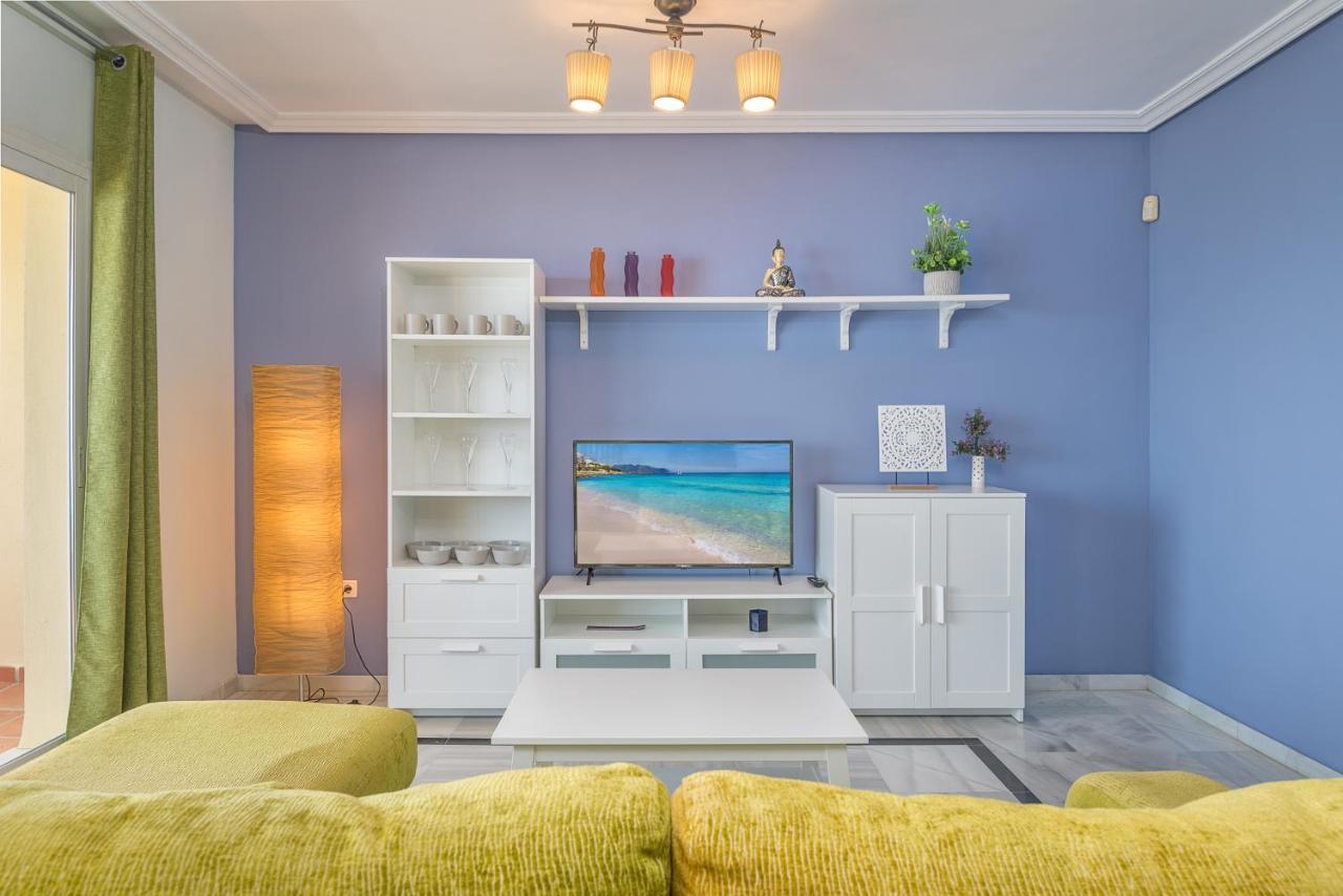 Sea Blue Apartment - Frente Al Mar Benalmadena Luaran gambar
