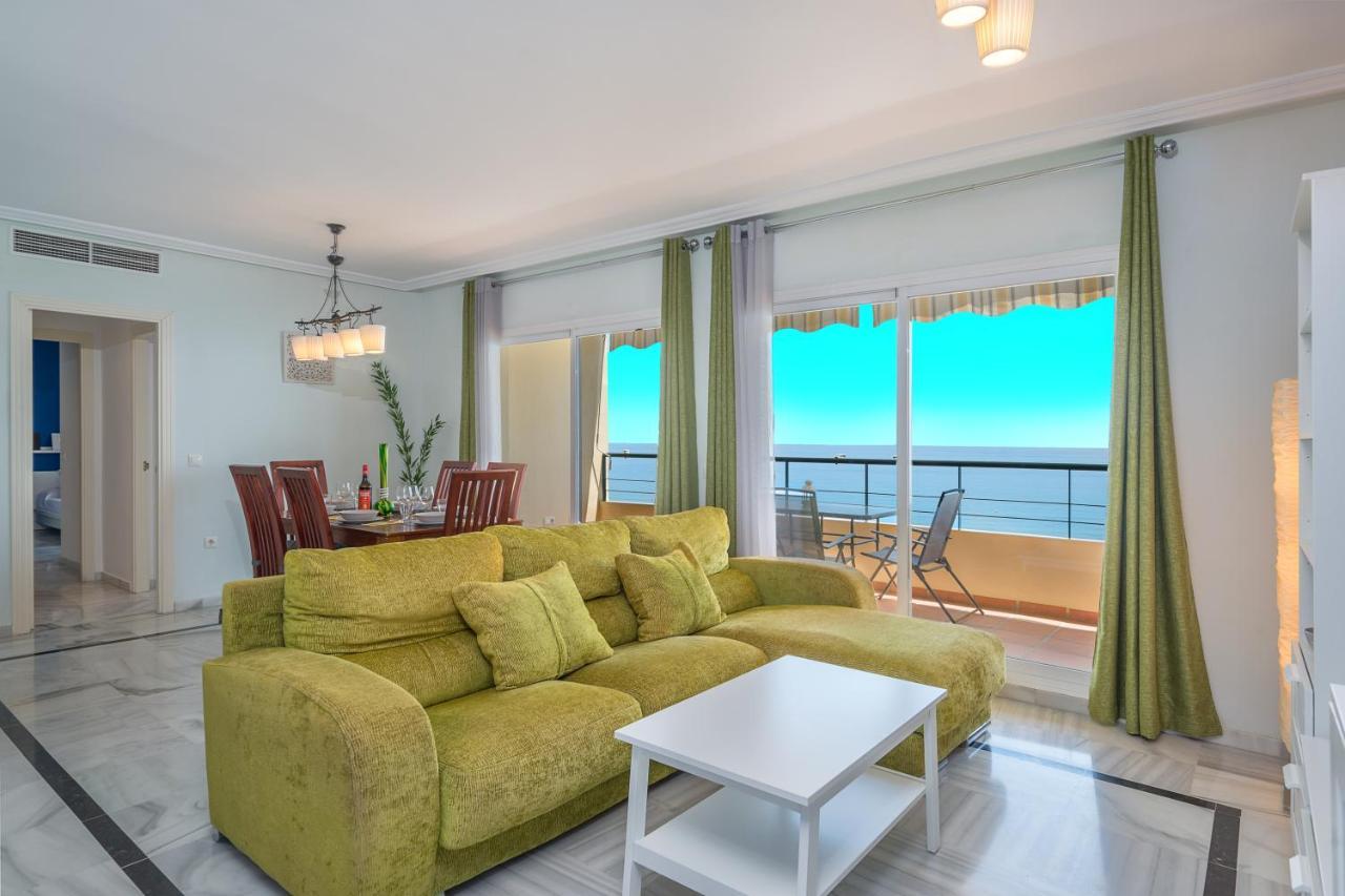 Sea Blue Apartment - Frente Al Mar Benalmadena Luaran gambar