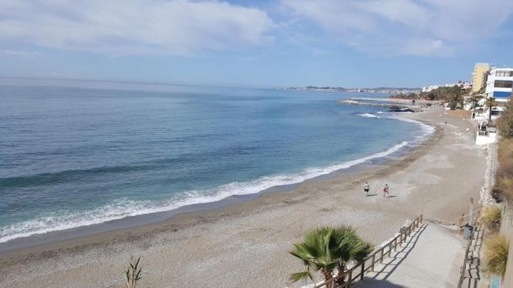 Sea Blue Apartment - Frente Al Mar Benalmadena Luaran gambar