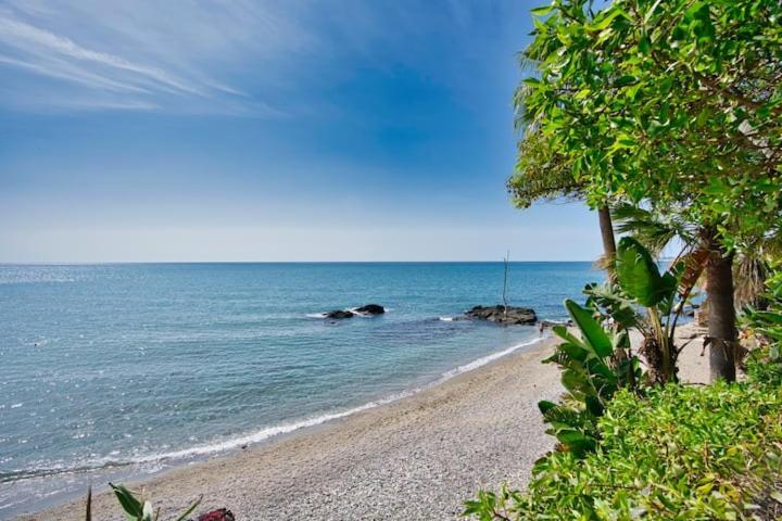 Sea Blue Apartment - Frente Al Mar Benalmadena Luaran gambar